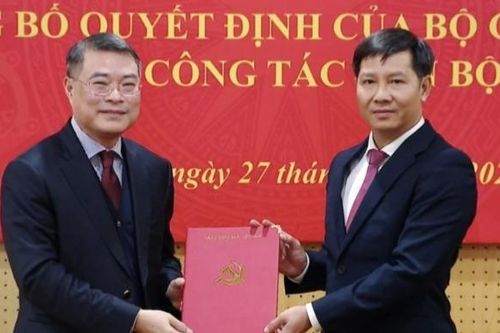 Tin nhân sự 27/2: Điều động Phó Trưởng Ban Tổ chức Trung ương; Bắc Ninh, Đồng Nai bổ nhiệm lãnh đạo các sở
