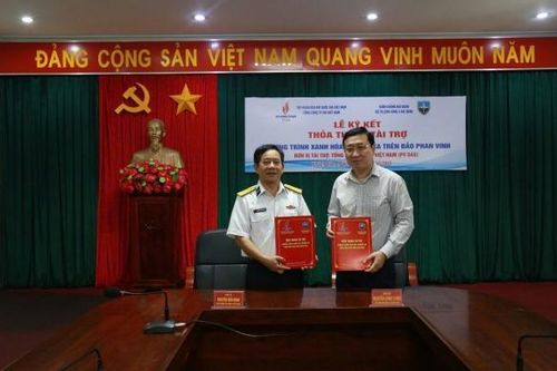 PV GAS tài trợ 260 nghìn cây xanh trên đảo Phan Vinh
