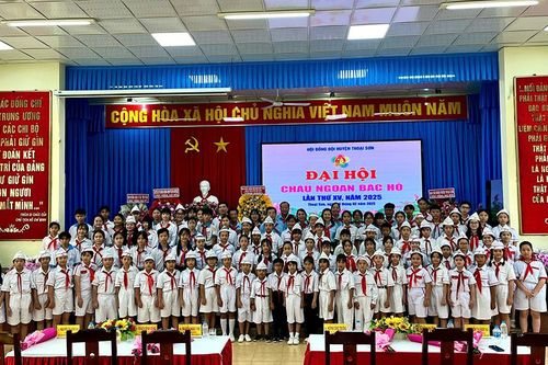Thoại Sơn vinh danh 92 thiếu nhi đạt danh hiệu 'Cháu ngoan Bác Hồ'