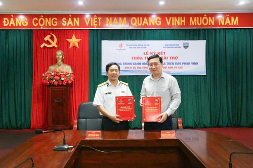 Chương trình 'Xanh hóa Trường Sa': Được hỗ trợ trồng 260.000 cây xanh trên đảo Phan Vinh