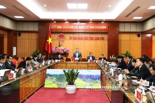 UBND tỉnh họp phiên thường kỳ tháng 2 (phiên thứ 2)