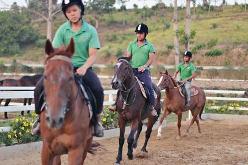 Ðạ Huoai: Đưa công nghiệp, thương mại trở thành động lực phát triển