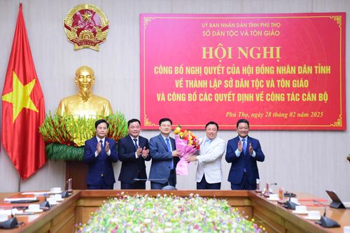 Công bố Nghị quyết của HĐND tỉnh thành lập Sở Dân Tộc và Tôn giáo