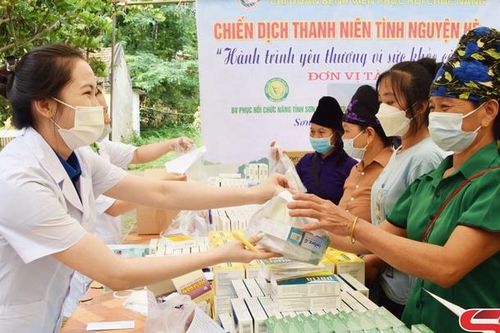 Tấm lòng người thầy thuốc