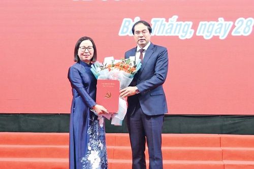 Bà Lý Thị Vinh giữ chức Bí thư Huyện ủy Bảo Thắng
