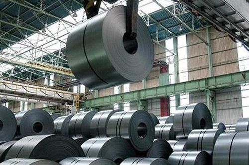 Thép Nam Kim đối mặt với thách thức kép, Chủ tịch vẫn mạnh tay mua thêm cổ phiếu để nâng sở hữu