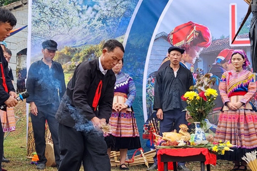 Trải nghiệm văn hóa độc đáo ngày xuân của đồng bào Tày, Nùng, Mông