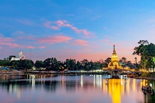 Đến núi Cấm – cùng nhau 'chạm đến' thiên nhiên hùng vĩ