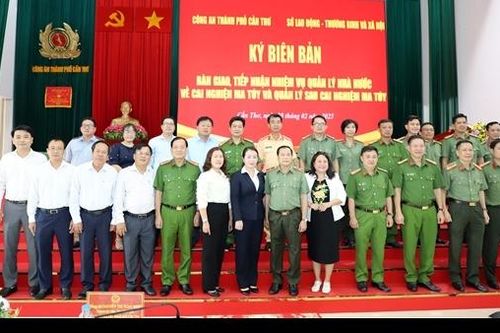 Công an các tỉnh, thành vùng Tây Nam Bộ tiếp nhận, bàn giao các nhiệm vụ các sở, ngành