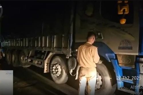 Xử phạt gần 250 triệu vì chở quá tải gần 100% và nhiều lỗi vi phạm