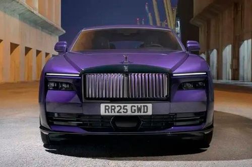 Rolls-Royce giới thiệu xe mạnh nhất trong lịch sử thương hiệu