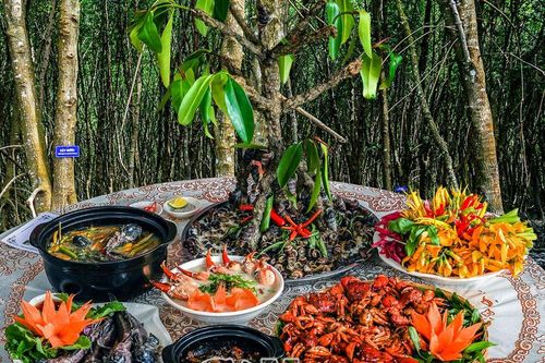 Ngọc Hiển nhiều đặc sản, món ngon