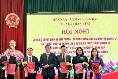 Đồng chí Lý Duy Xuân, Trưởng ban Tuyên giáo Huyện ủy giữ chức Trưởng ban Tuyên giáo và Dân vận Huyện ủy Thanh Trì