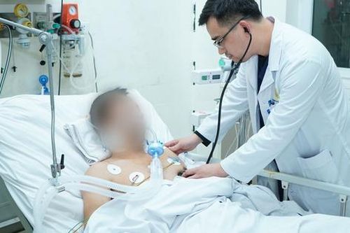 Cuộc chiến giành lại sự sống trong gang tấc cho 3 ca cấp cứu 'ngàn cân treo sợi tóc'