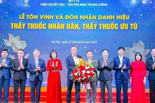 Đẩy mạnh ứng dụng kỹ thuật cao, hiện đại hóa chuyên ngành huyết học - truyền máu