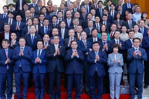 Thủ tướng: Triển khai nhanh các dự án trọng điểm công nghệ cao, biểu tượng cho quan hệ Việt Nam-Nhật Bản