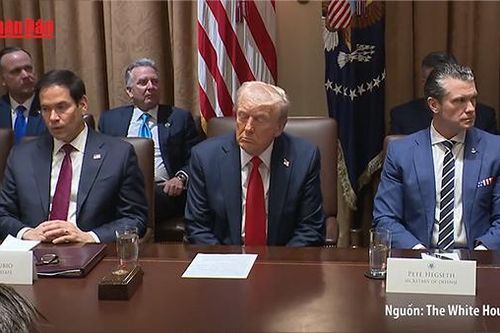 Cuộc họp nội các đầu tiên của Tổng thống Mỹ Donald Trump