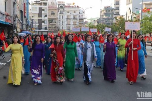 An Giang khai mạc Ngày hội tôn vinh áo dài truyền thống Việt Nam