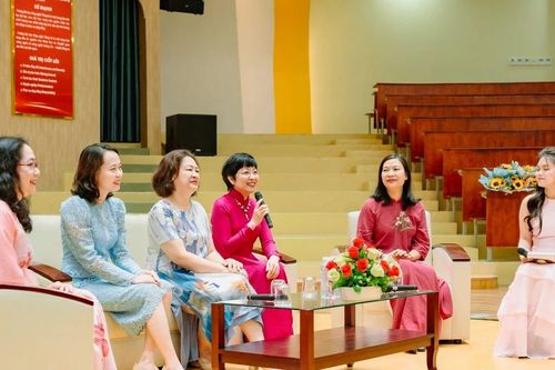 Phụ nữ làm công nghệ: Cơ hội rộng mở nếu nỗ lực không ngừng