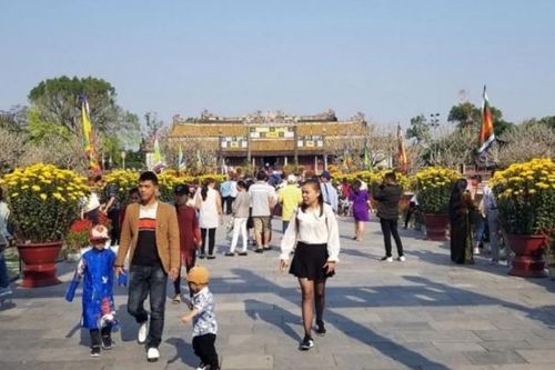 Người dân Huế được giảm 50% vé tham quan di tích