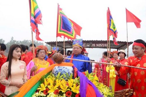Lễ hội đền Tiên La nhận Bằng chứng nhận di sản quốc gia