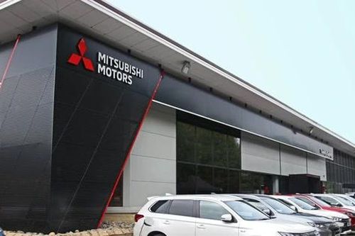 Đại lý của Mitsubishi gặp khó tại Bắc Mỹ