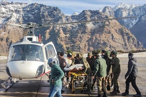 Ấn Độ nỗ lực giải cứu 22 công nhân bị vùi lấp sau trận lở tuyết ở Himalaya