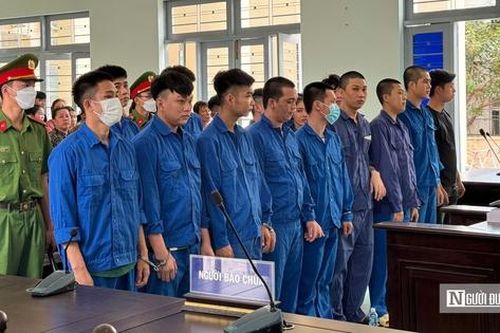 Phạt tù 14 nam thanh nữ tú 'bay lắc' tại nhà nghỉ với tổng mức án hơn 110 năm tù giam