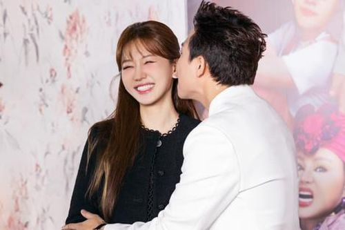 Trấn Thành 'giận tím mặt' sau khi nghe câu nói này từ Hari Won