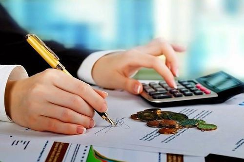Cá nhân kinh doanh nợ thuế từ 50 triệu đồng bị tạm hoãn xuất cảnh