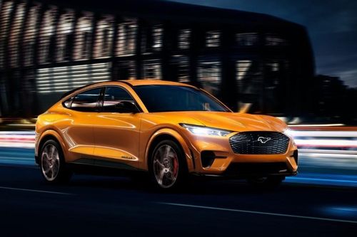 Rộ tin xe điện Ford Mustang Mach-E GT sẽ bán chính hãng tại Việt Nam