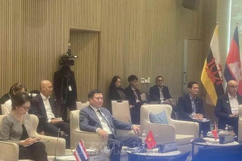 Thông qua 18 sáng kiến tại Hội nghị Bộ trưởng Kinh tế ASEAN hẹp lần thứ 31