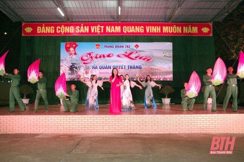 Trung đoàn 762 giao lưu 'Ra quân quyết thắng' năm 2025