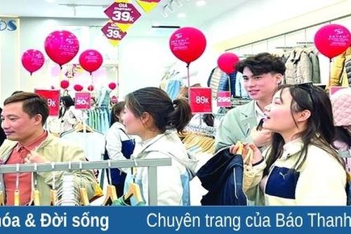 'Săn sale' thời 'bão giá'