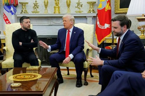 Chứng khoán Mỹ bật tăng bất chấp cuộc tranh cãi nảy lửa giữa ông Trump và ông Zelensky