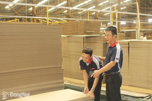 Đảng viên tận tâm, gương mẫu