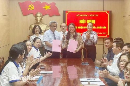 Bàn giao nhiệm vụ về báo chí và xuất bản ở Đồng Nai về cho Sở Văn hóa, thể thao và du lịch
