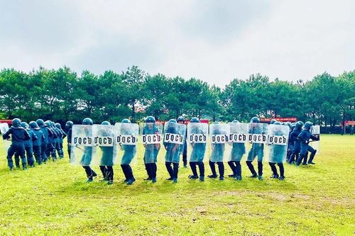 Lực lượng dân quân tự vệ vững mạnh, toàn diện, rộng khắp