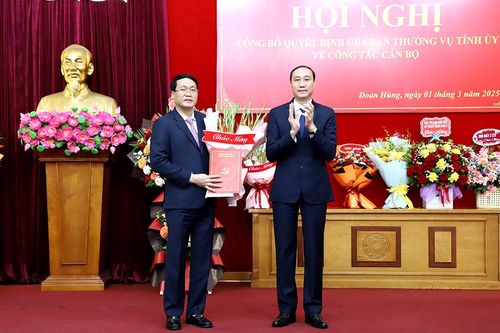 Công bố các quyết định của Tỉnh ủy Phú Thọ về công tác cán bộ huyện Đoan Hùng