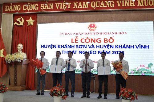 Khánh Hòa: Công bố Quyết định huyện Khánh Sơn và huyện Khánh Vĩnh thoát nghèo