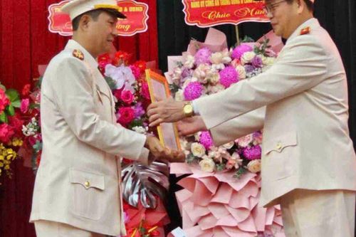Đắk Lắk công bố quyết định bổ nhiệm 180 Trưởng công an xã
