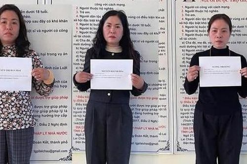 Lừa 'chạy án', 3 người phụ nữ chiếm đoạt gần 1 tỷ đồng