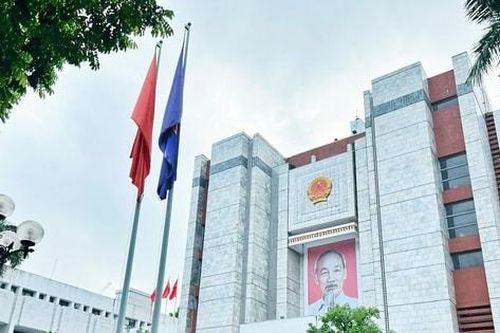 Tham mưu điều chỉnh, sửa đổi quy chế làm việc của UBND thành phố Hà Nội