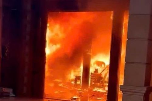 'Bà hỏa' thiêu rụi ngôi nhà ở Hà Tĩnh