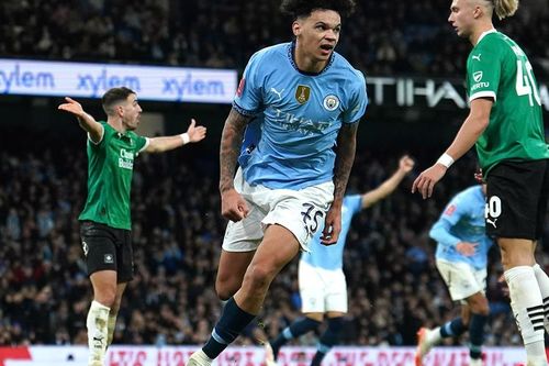 Vượt ải Plymouth nhờ sao trẻ 19 tuổi, Man City lọt vào tứ kết cúp FA