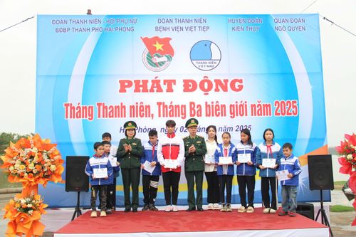 Nhiệt huyết sức trẻ với 'Tháng Thanh niên - Tháng Ba biên giới'
