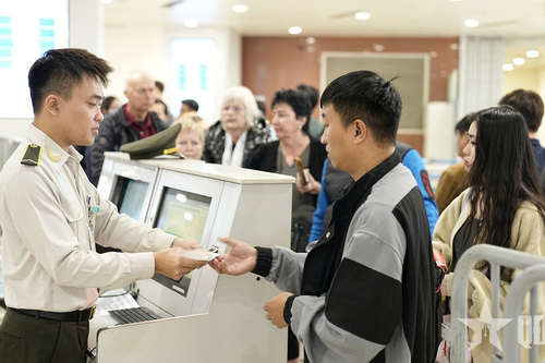 An toàn giao thông: Bảo đảm tuyệt đối an toàn hàng không