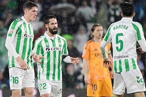 Real Madrid thua Betis khi Isco dẫn đầu cuộc ngược dòng trước đội bóng cũ