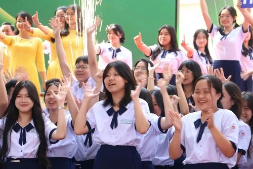 Quyết sách hợp lòng dân