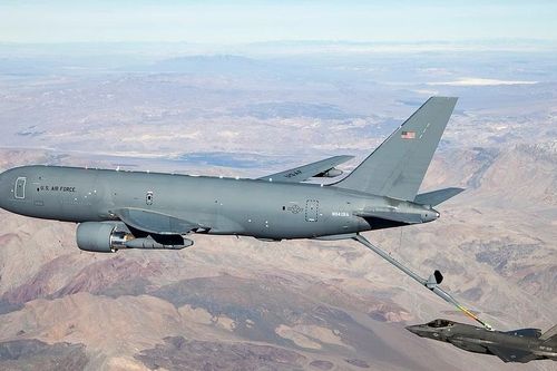 Boeing tiếp tục đối diện bê bối lớn liên quan tới máy bay KC-46